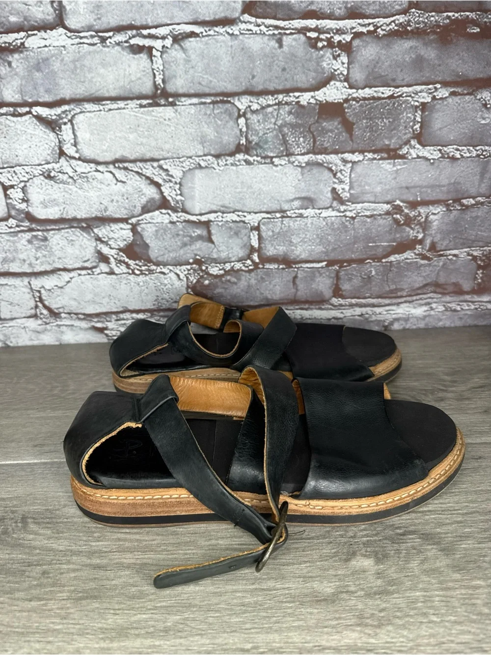 P.Monjo Black Leather Boho Ankle Strappy Platform Sandals Women Sz 40EU/9.5M US